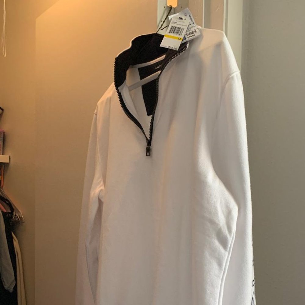 Nautica Pullover Sweat Shirt